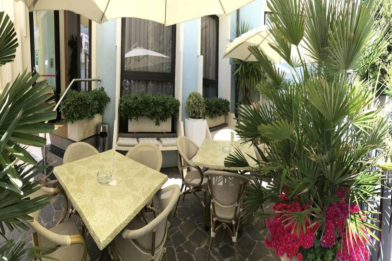 Hotel Arpa Rímini Exterior foto