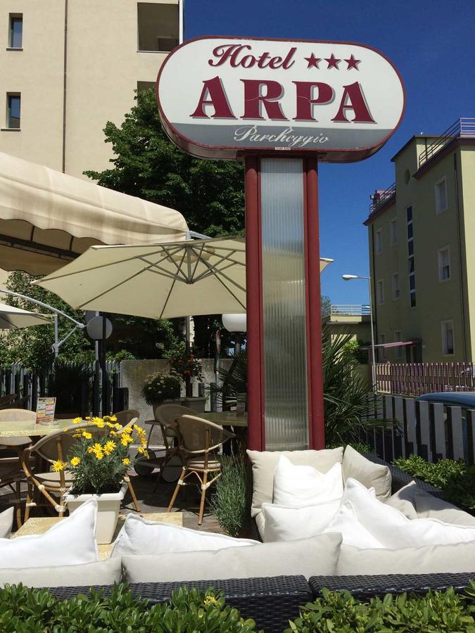 Hotel Arpa Rímini Exterior foto